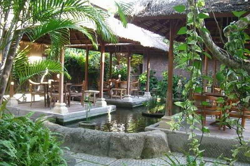 Hotel Puri Bambu Джимбаран Экстерьер фото