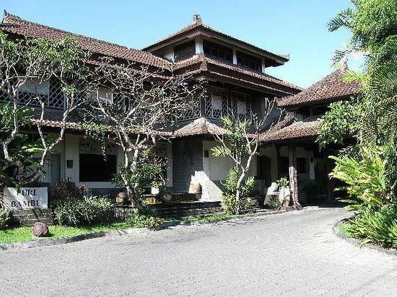 Hotel Puri Bambu Джимбаран Экстерьер фото