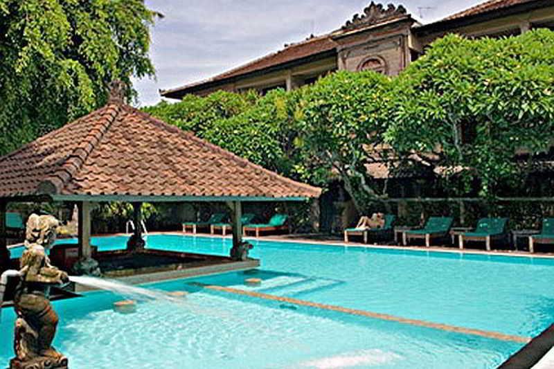 Hotel Puri Bambu Джимбаран Экстерьер фото