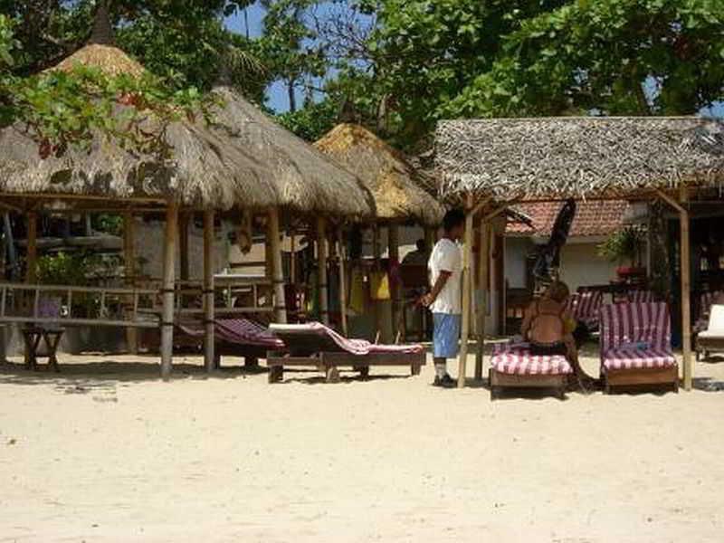 Hotel Puri Bambu Джимбаран Экстерьер фото