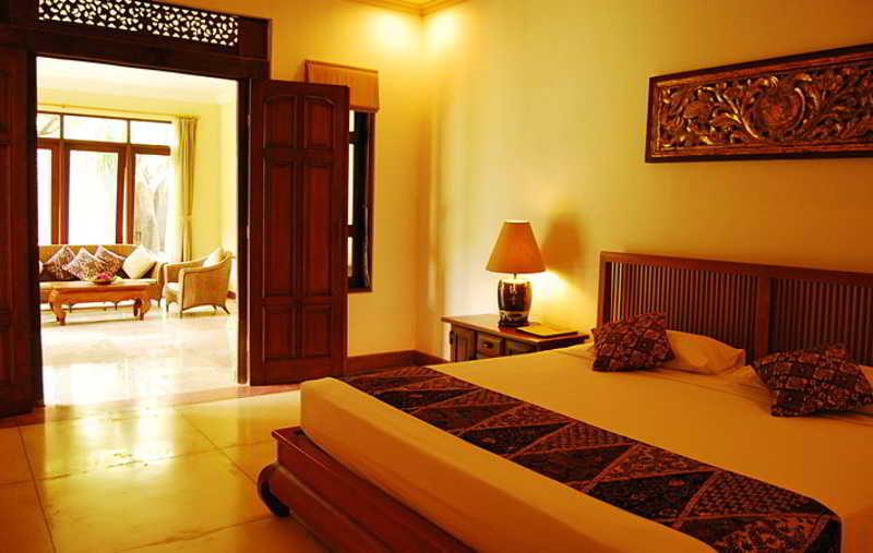 Hotel Puri Bambu Джимбаран Экстерьер фото