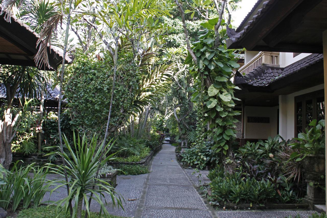 Hotel Puri Bambu Джимбаран Экстерьер фото